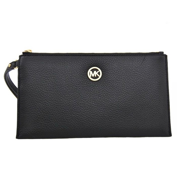 Michael Kors Handbags - MICHAEL KORS Fulton Large Zip Clutch Wristlet